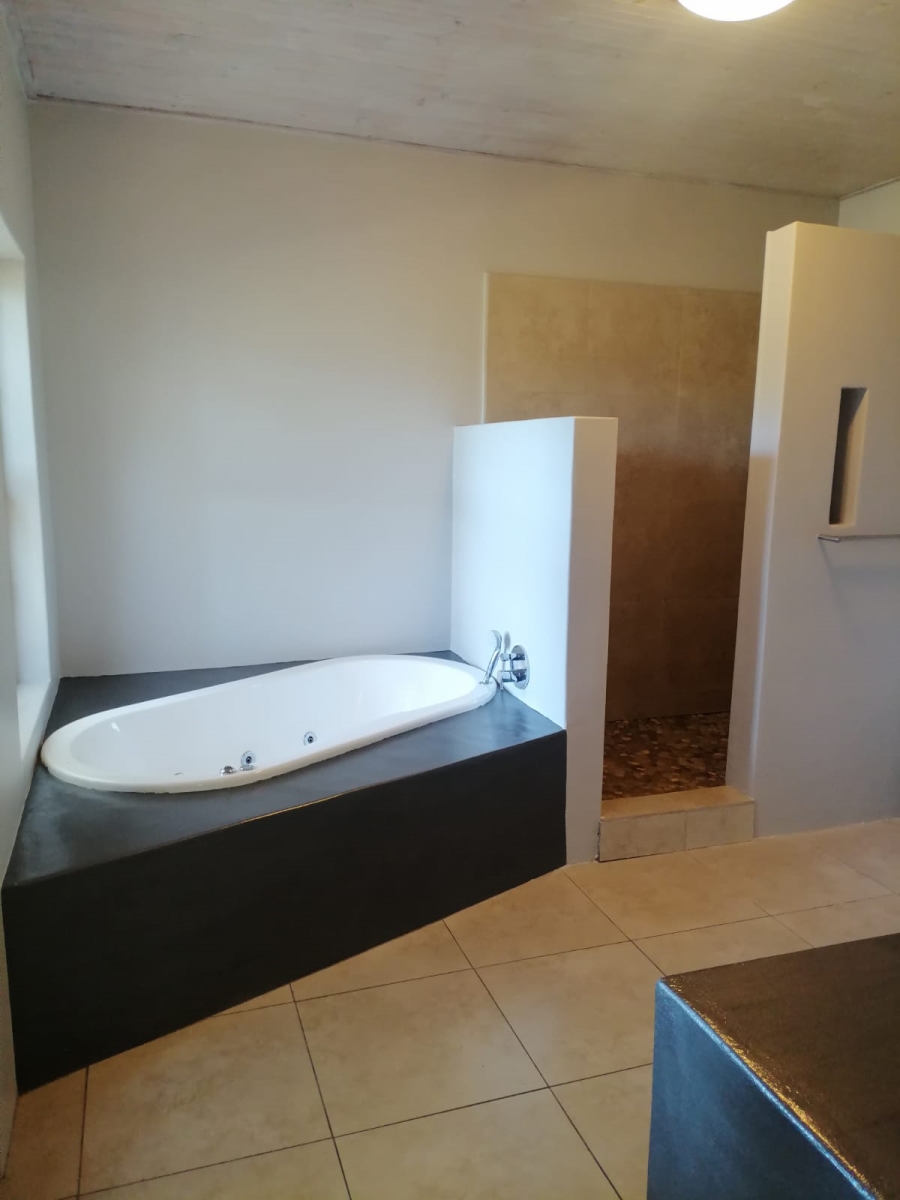 To Let 3 Bedroom Property for Rent in High Riding Country Estate Western Cape